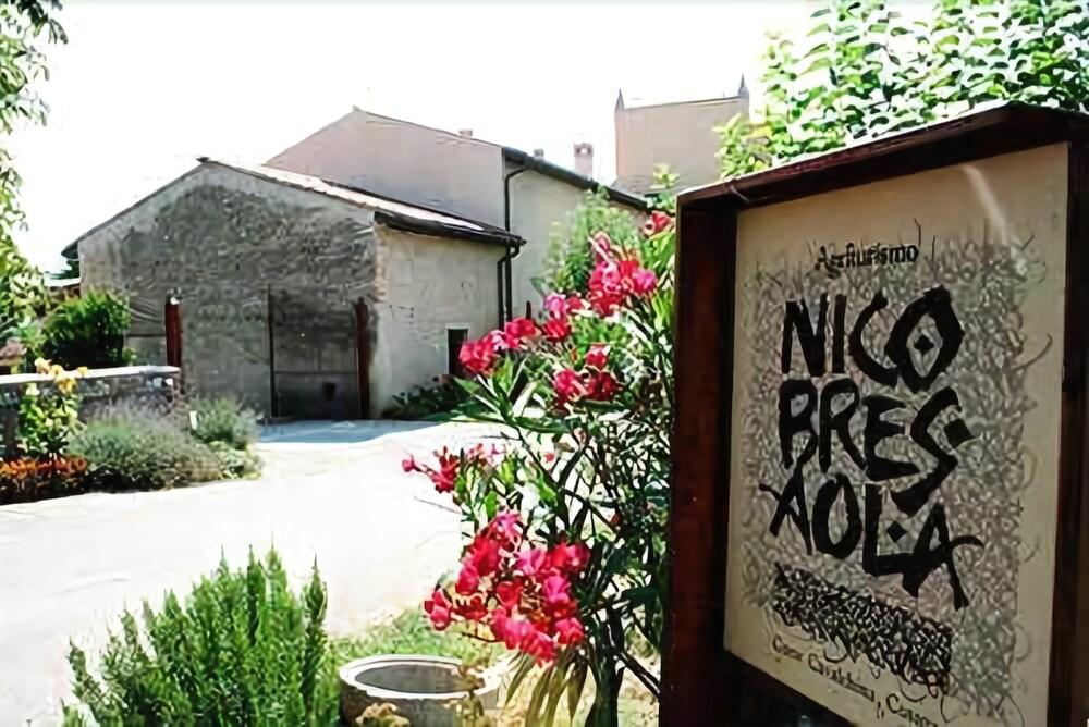 Agriturismo Nicobresaola 索马坎帕尼亚 外观 照片